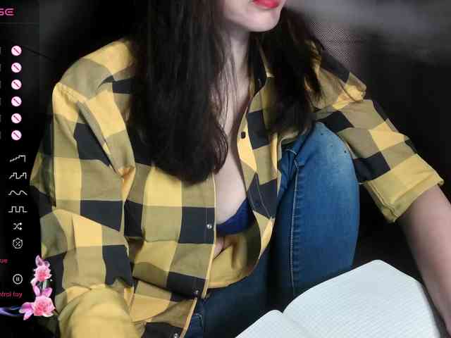 ScarletWitch666 webcam