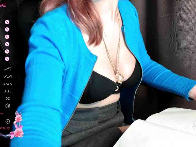 ScarletWitch666 webcam