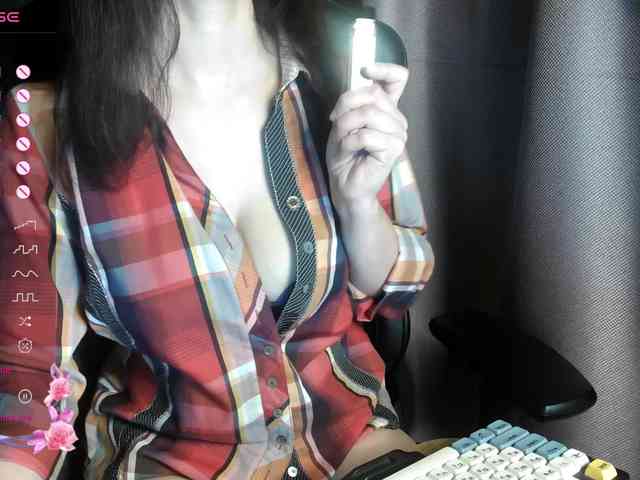 ScarletWitch666 webcam