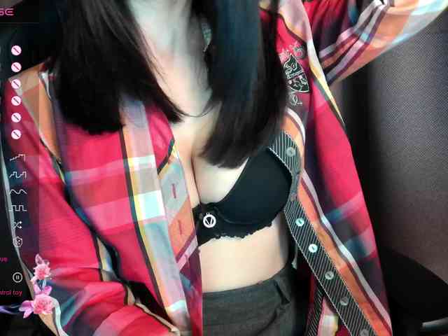 ScarletWitch666 webcam