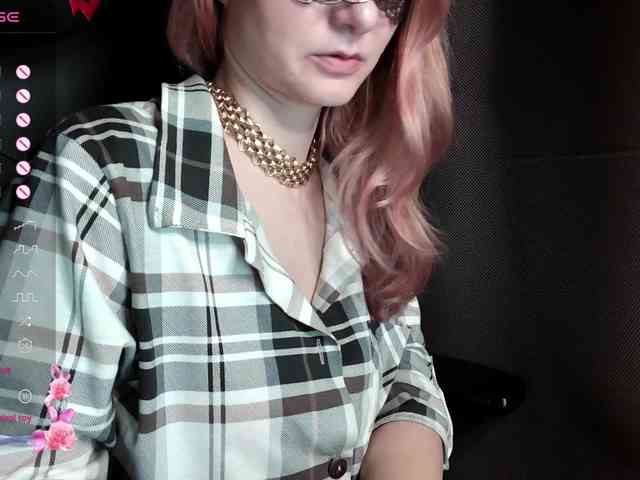 ScarletWitch666 webcam