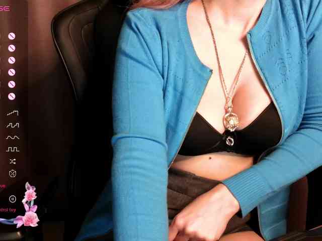 ScarletWitch666 webcam