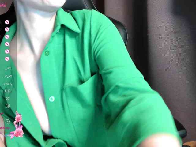 ScarletWitch666 webcam