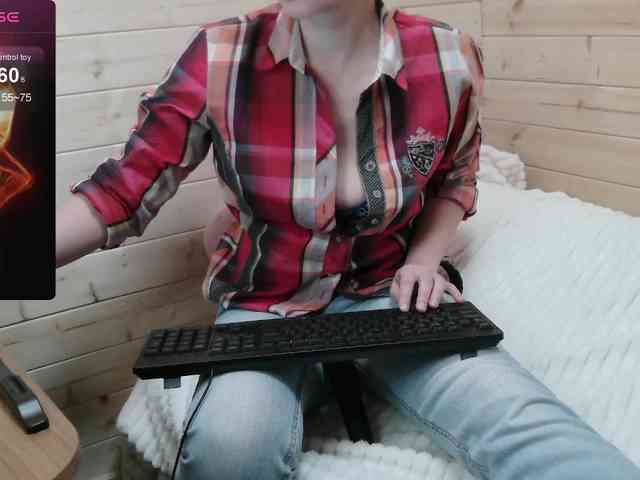 ScarletWitch666 webcam