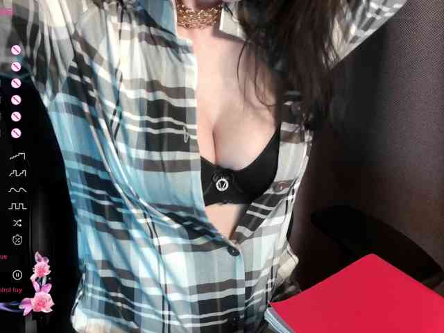 ScarletWitch666 webcam