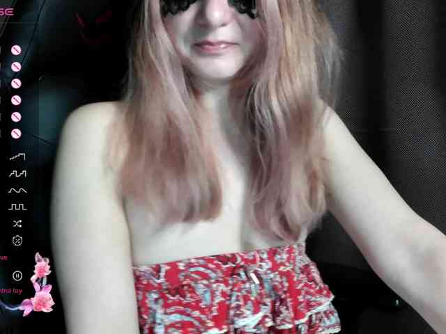 ScarletWitch666 webcam