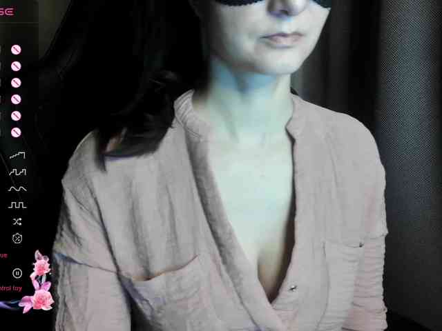 ScarletWitch666 webcam