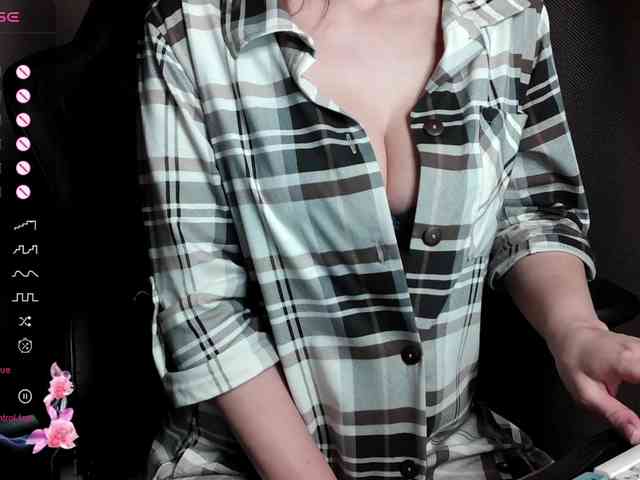 ScarletWitch666 webcam