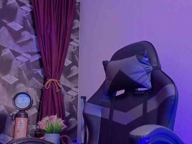 sasharousse sasharousse