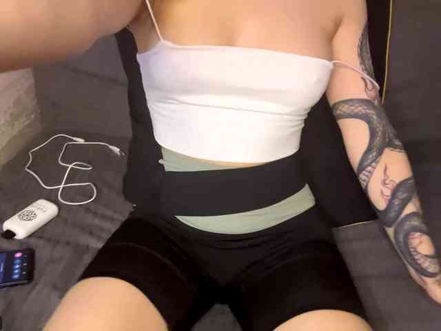 YaelHelverson YaelHelverson