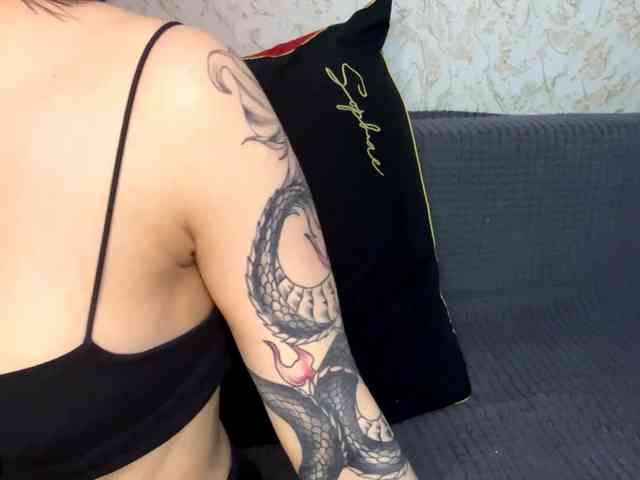 YaelHelverson YaelHelverson