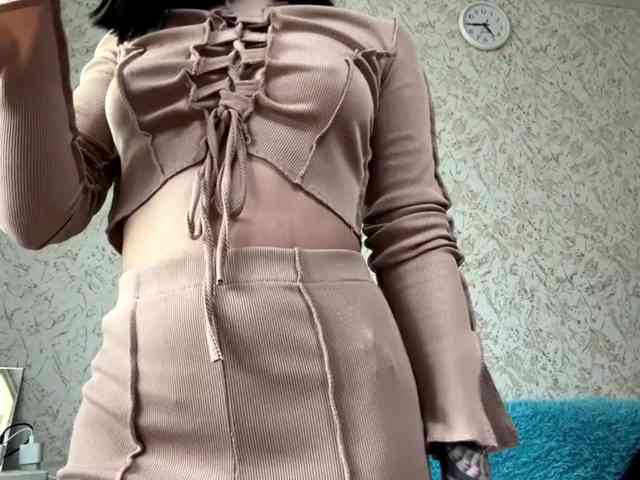 YaelHelverson YaelHelverson