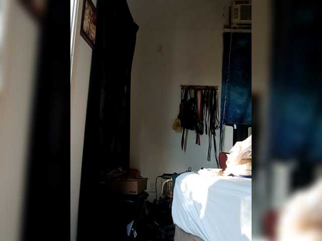 Headgames3686's BongaCams show and profile