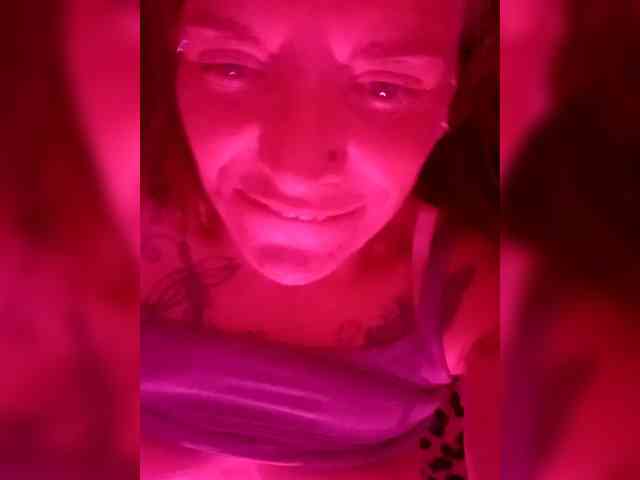 Headgames3686 webcam