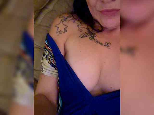 Headgames3686 webcam