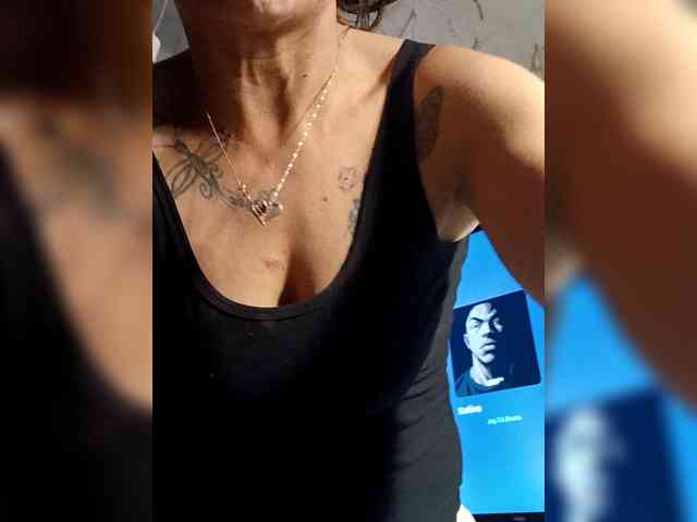 Headgames3686 webcam