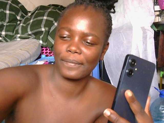 Juicybooty Live Cam on BongaCams