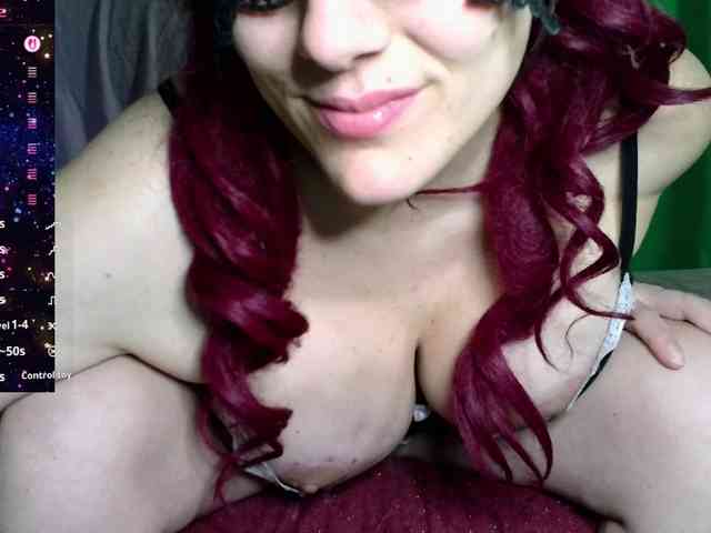 Loingoioo Live Webcam on BongaCams