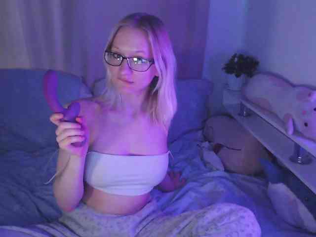 ChloeElegia webcam