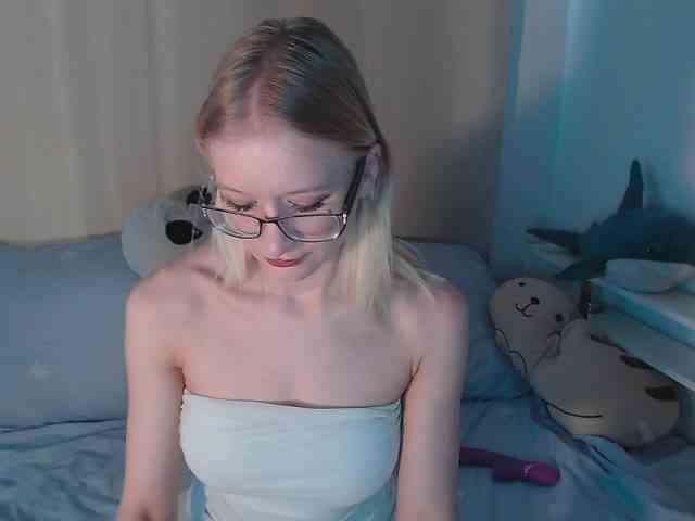 ChloeElegia webcam