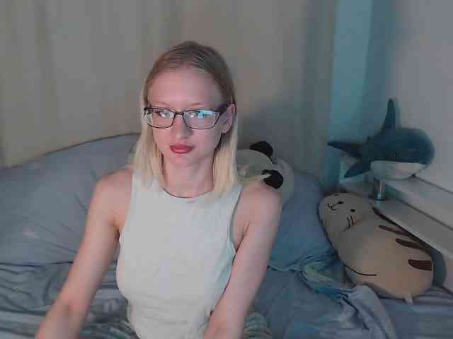 ChloeElegia webcam