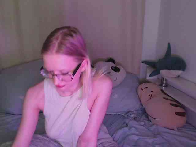 ChloeElegia webcam