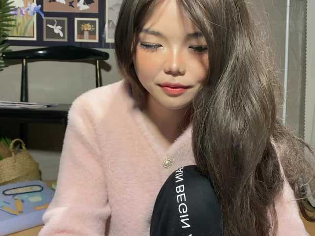 foxsusu's BongaCams show and profile