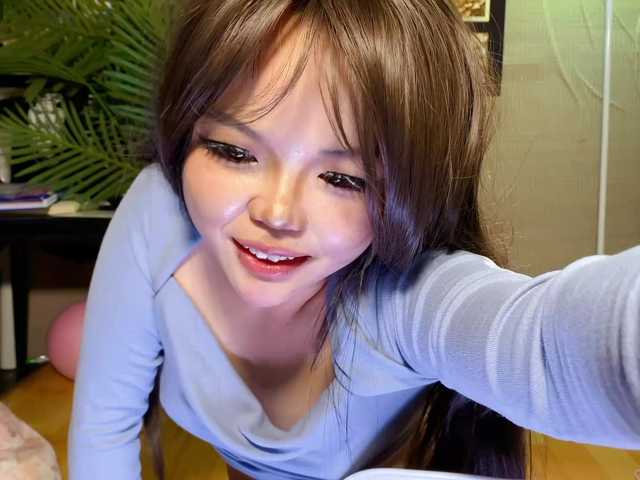 foxsusu's BongaCams show and profile