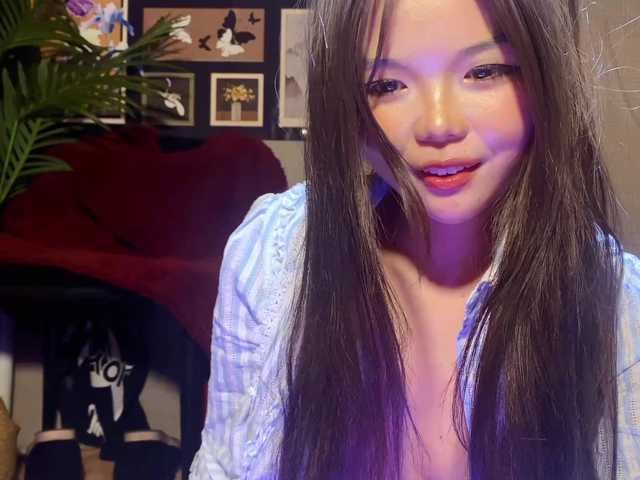 foxsusu's BongaCams show and profile