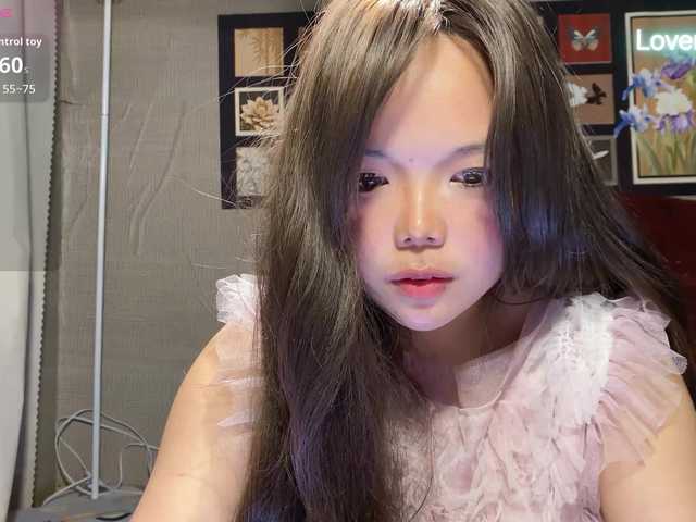 foxsusu's BongaCams show and profile