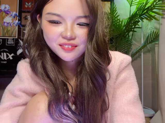 foxsusu's BongaCams show and profile