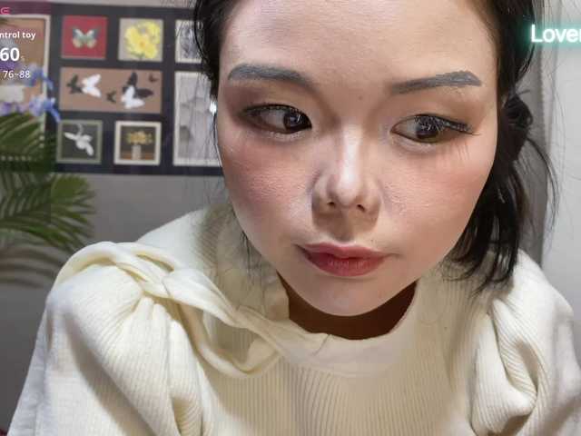 foxsusu's BongaCams show and profile