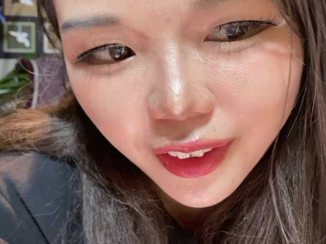 foxsusu's BongaCams show and profile