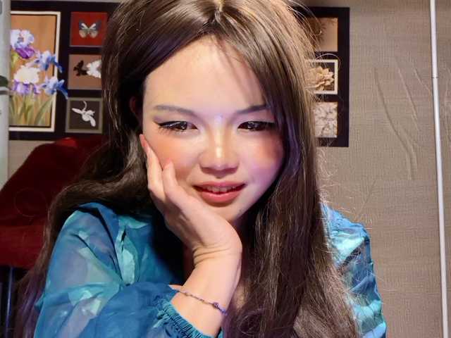 foxsusu's BongaCams show and profile