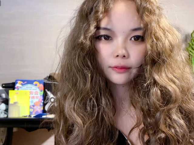 foxsusu – webcam model profile photo