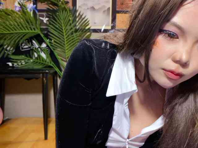 foxsusu Live Webcam on BongaCams