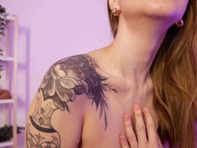 Nymph-exe Live Webcam on BongaCams