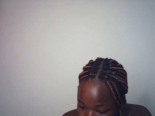 Sexbutt's BongaCams show and profile