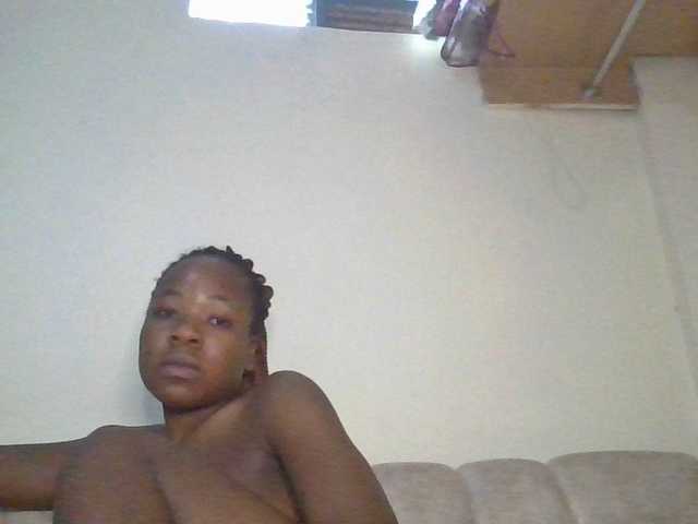 Sexbutt's BongaCams show and profile