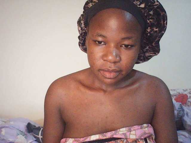 Sexbutt's BongaCams show and profile