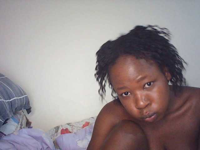 Sexbutt's BongaCams show and profile