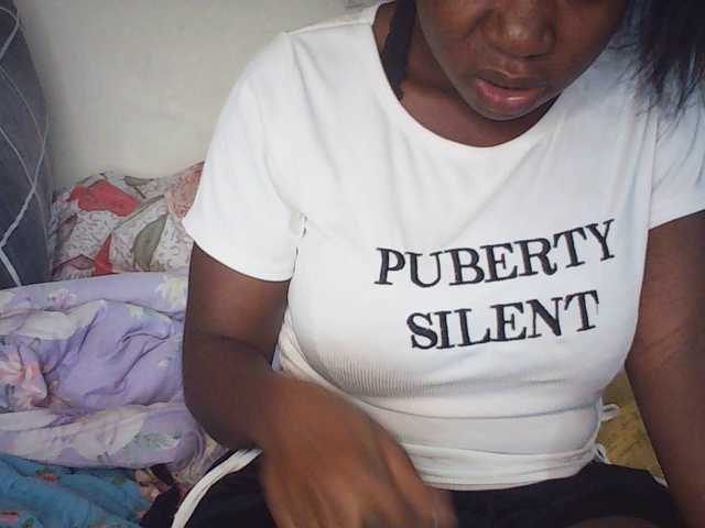 Sexbutt's BongaCams show and profile