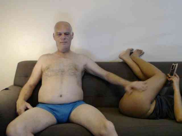 Dutchpinaycouple webcam