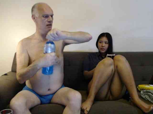 Dutchpinaycouple webcam