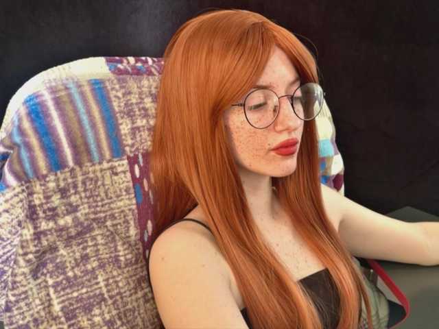 -LisaMeow-'s BongaCams show and profile