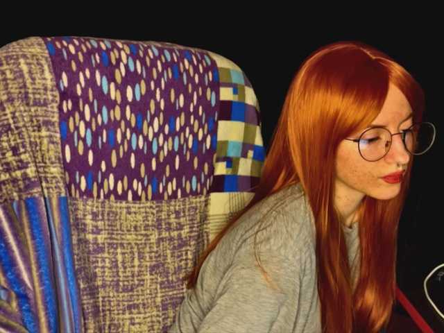 -LisaMeow-'s BongaCams show and profile