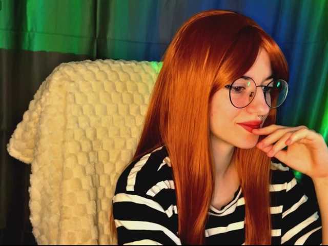 -LisaMeow-'s BongaCams show and profile