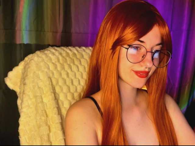 -LisaMeow-'s BongaCams show and profile