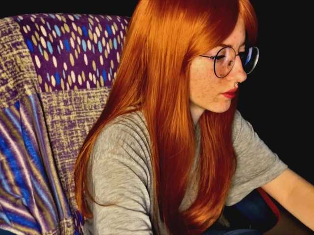 -LisaMeow-'s BongaCams show and profile