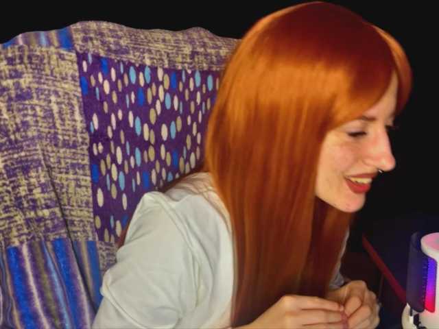 -LisaMeow-'s BongaCams show and profile